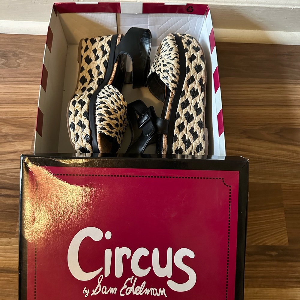 Circus by Sam Edelman Wedges size 7.5